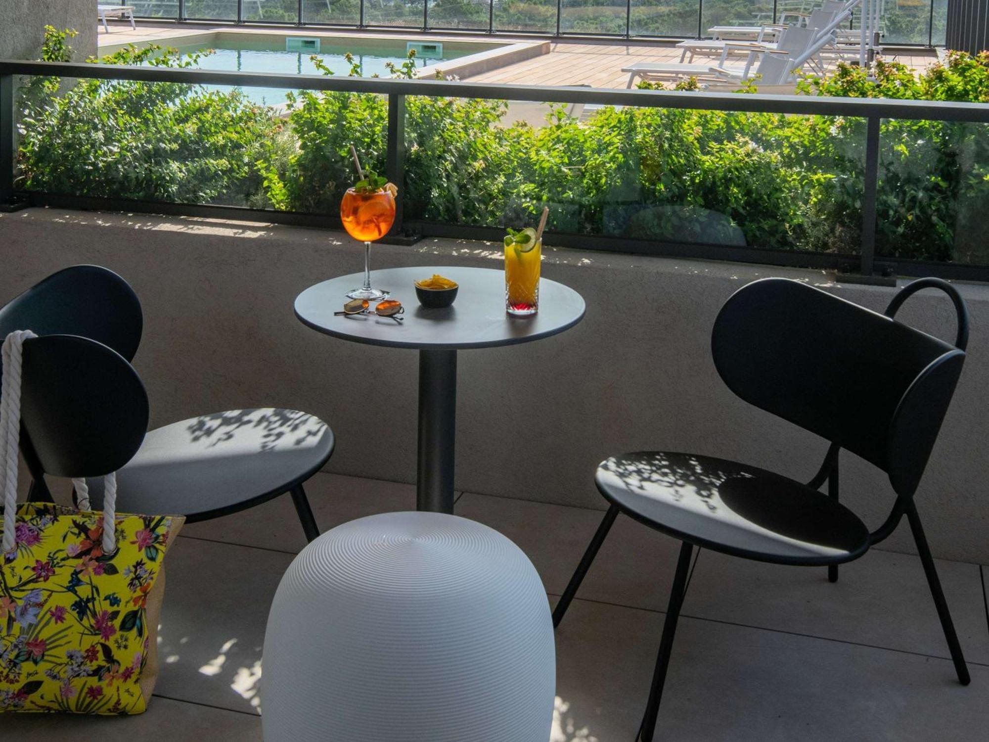 Hotel Ibis Styles Porto Vecchio Exterior foto