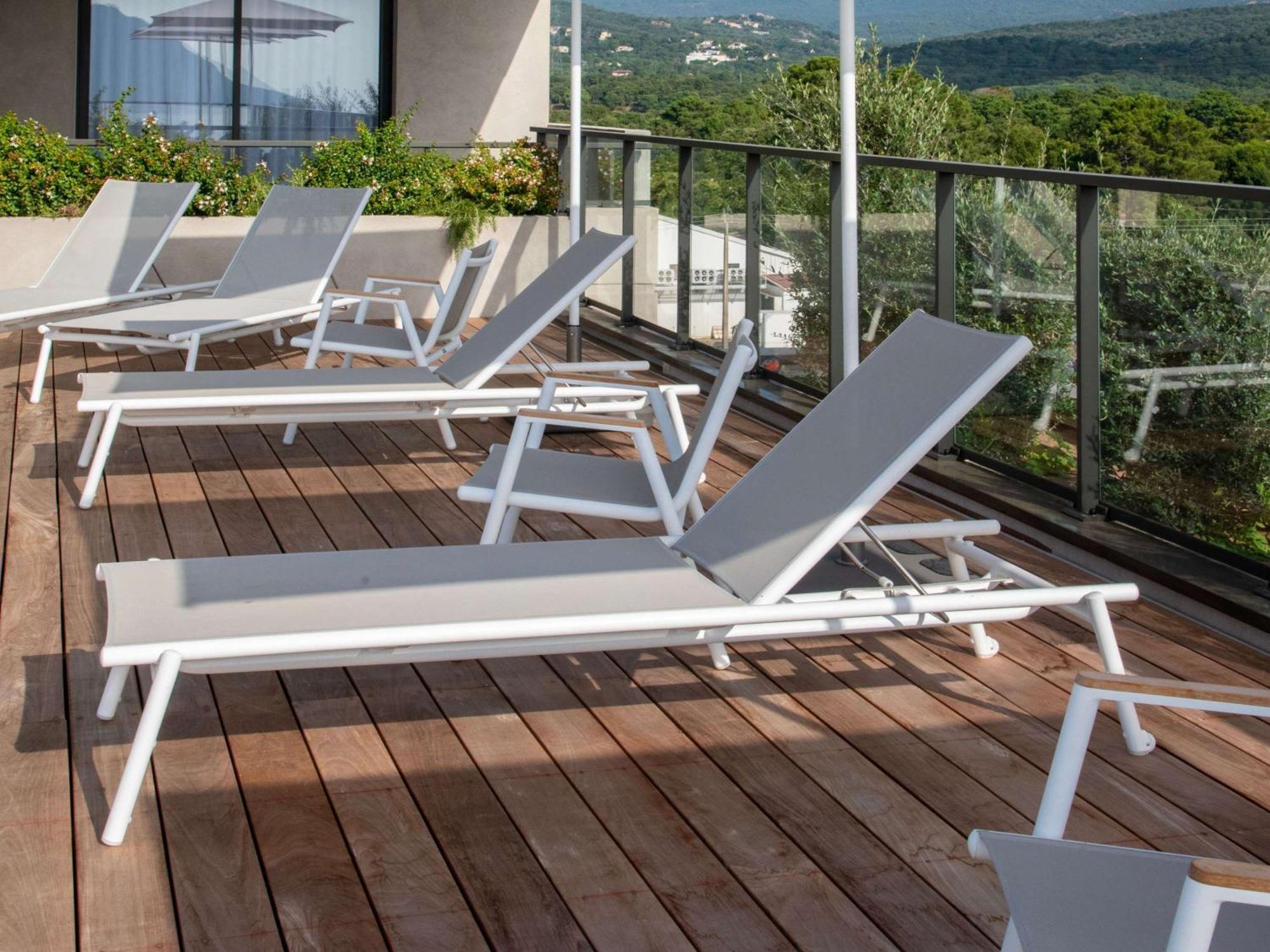 Hotel Ibis Styles Porto Vecchio Exterior foto